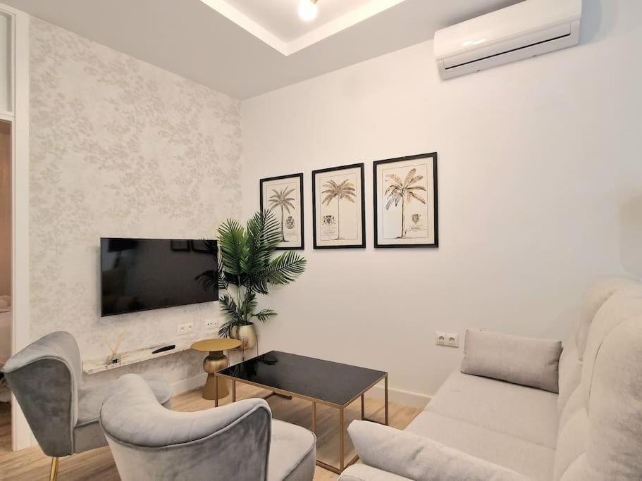Apartamento En El Centro Bajo A